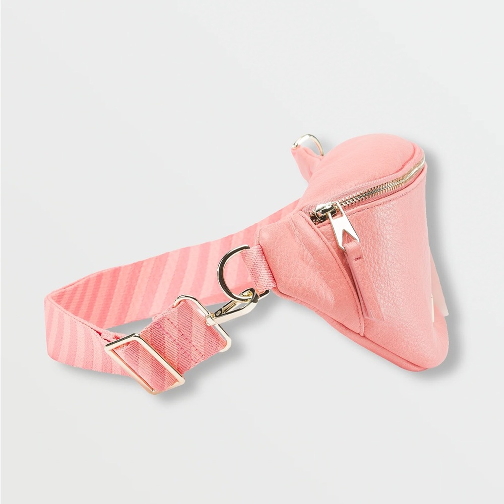 Volcom Strapped Waistpack - Picture 3 of 5